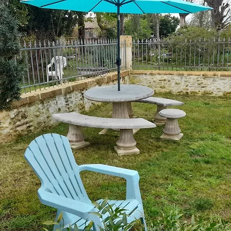 3 Le Clos Des Quatre Lieues Bed & Breakfast Cartelegue